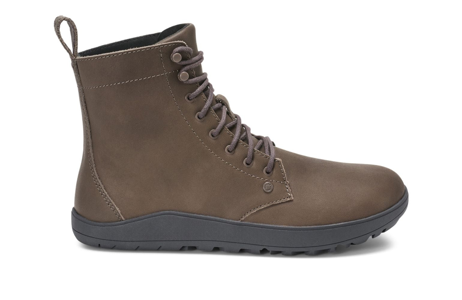 Classic Leather Boot: Discover Breckenridge Style